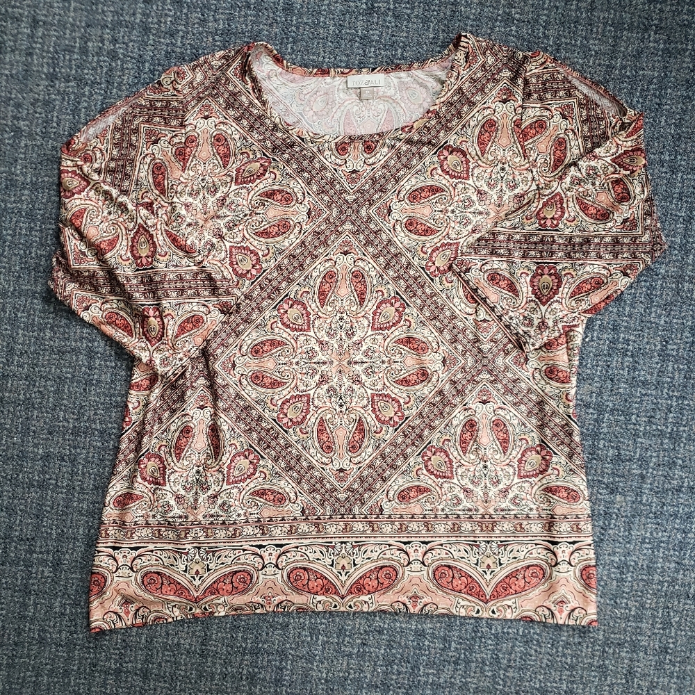 Cold shoulder top